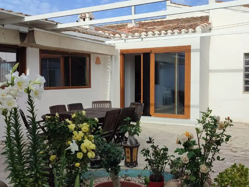 Villa con piscina in affitto a Lago Aral 5, imagen 2