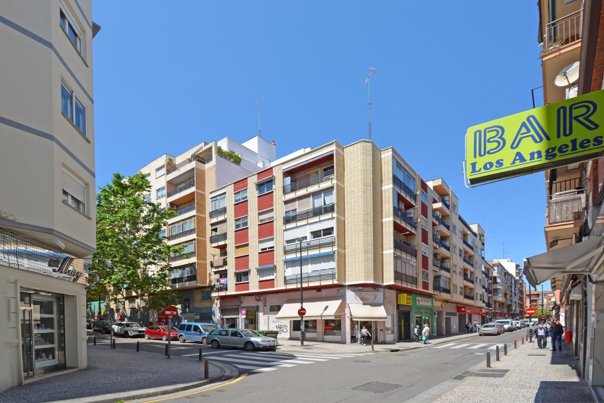 Exterior view of Flat for sale in  Zaragoza Capital  with Air Conditioner, Heating and Terrace