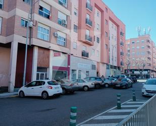 Vista exterior de Local en venda en Badajoz Capital