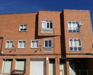 Exterior view of Flat for sale in Villaquilambre