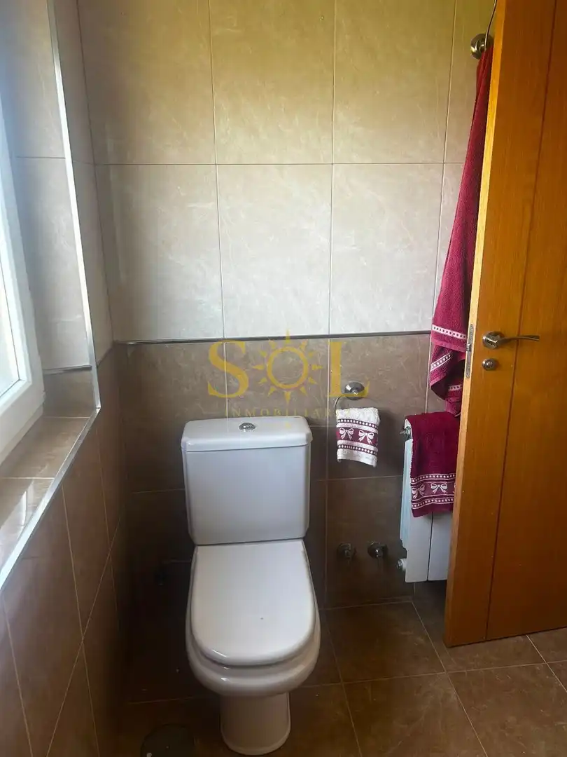 Baño de Casa o chalet en venta en Onzonilla con Calefacción, Jardín privado y Terraza