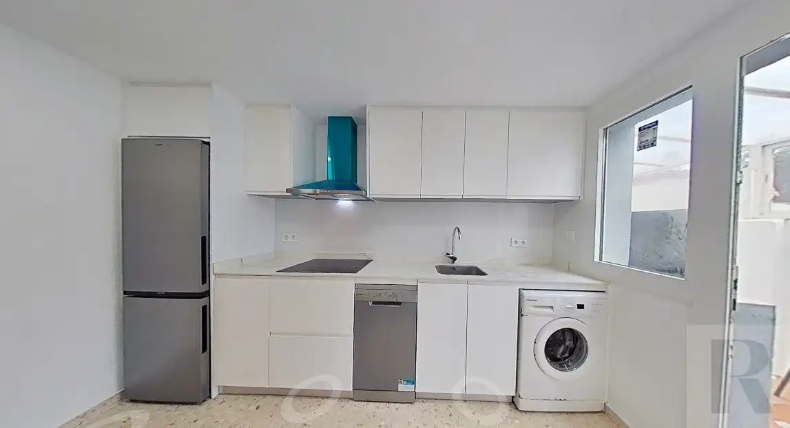 Cuina de Casa o xalet en venda en Algeciras amb Aire condicionat, Terrassa i Traster