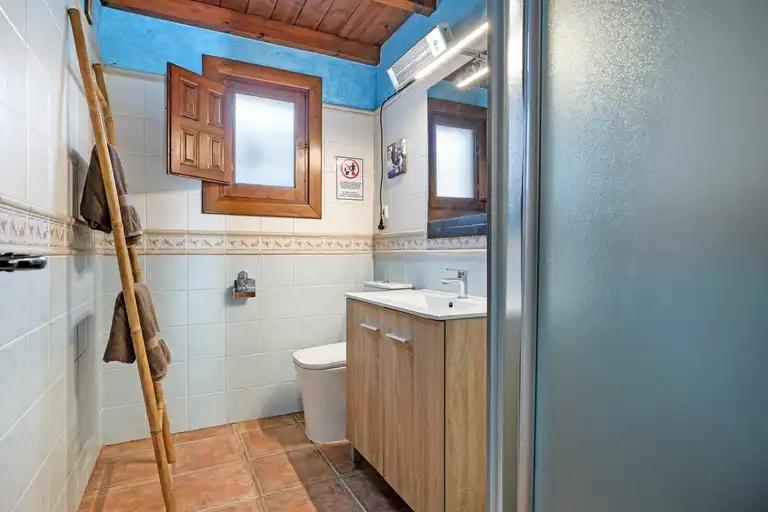 Bany de Casa o xalet en venda en Alhaurín El Grande amb Aire condicionat, Calefacció i Terrassa