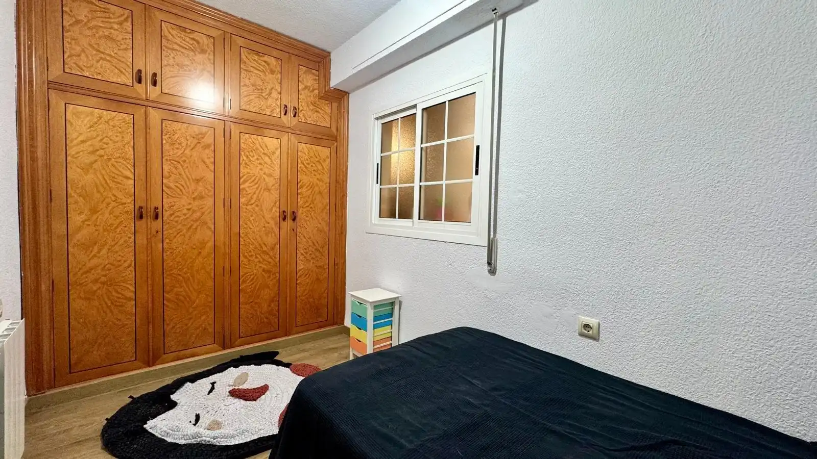 Bedroom of Flat for share in Burjassot  with Air Conditioner, Heating and Balcony