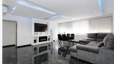 Foto 3 de Pis en venda a La Mina, Barcelona