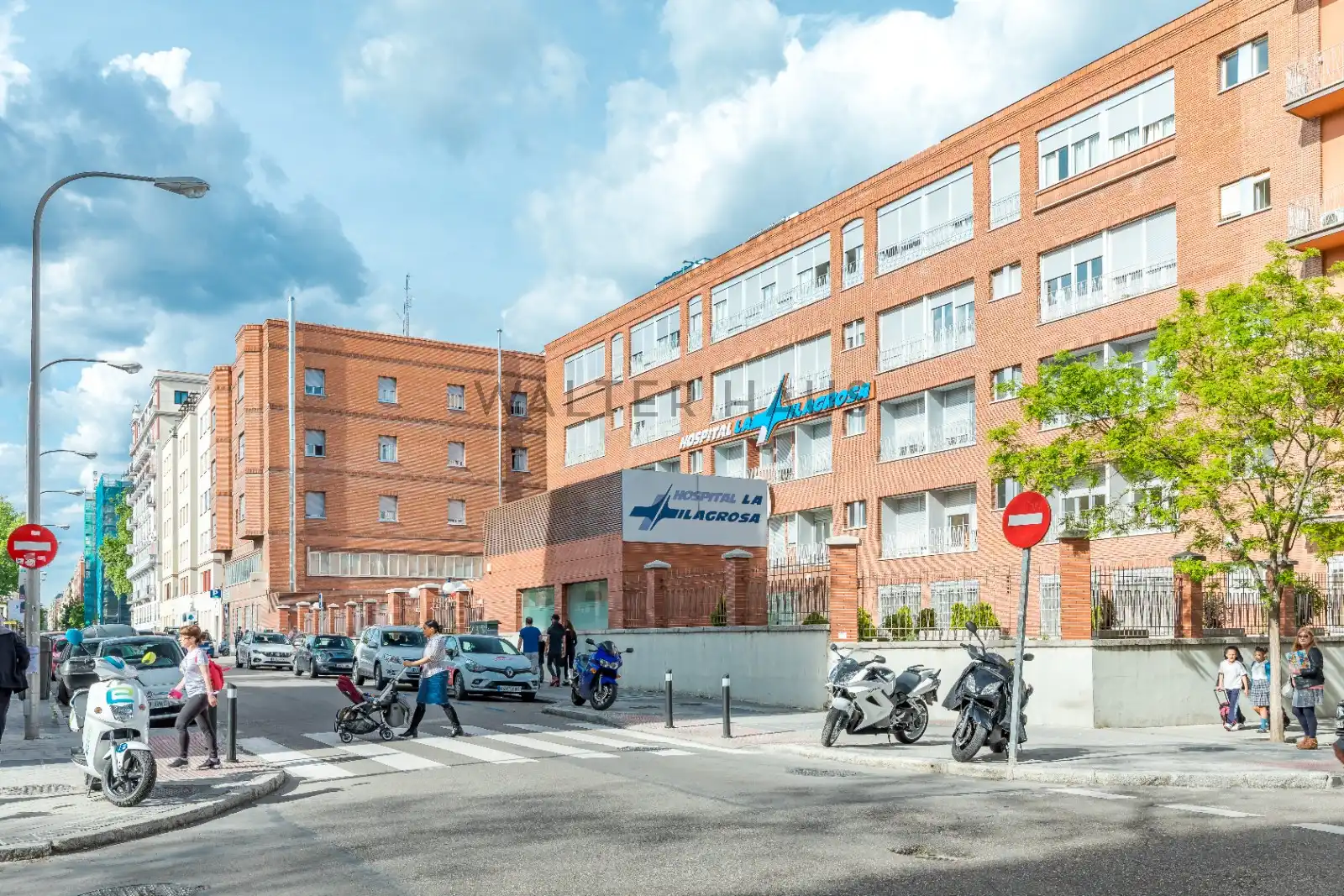 Exterior view of Flat for sale in Madrid  with Air Conditioner, Heating and Oven