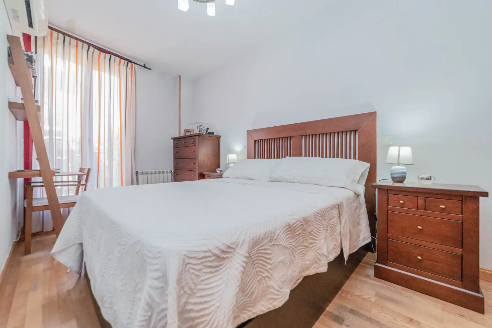 Bedroom of Flat for sale in Leganés  with Air Conditioner, Heating and Balcony