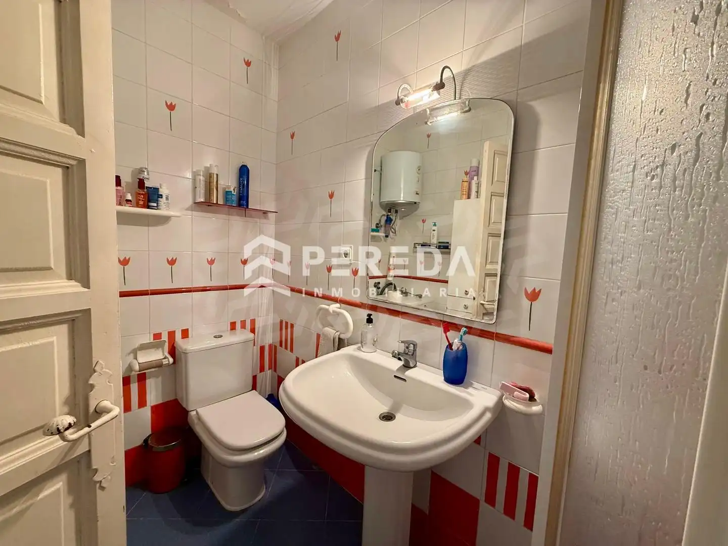 Bathroom of Houses for sale in Roquetas de Mar  with Terrace and Community pool