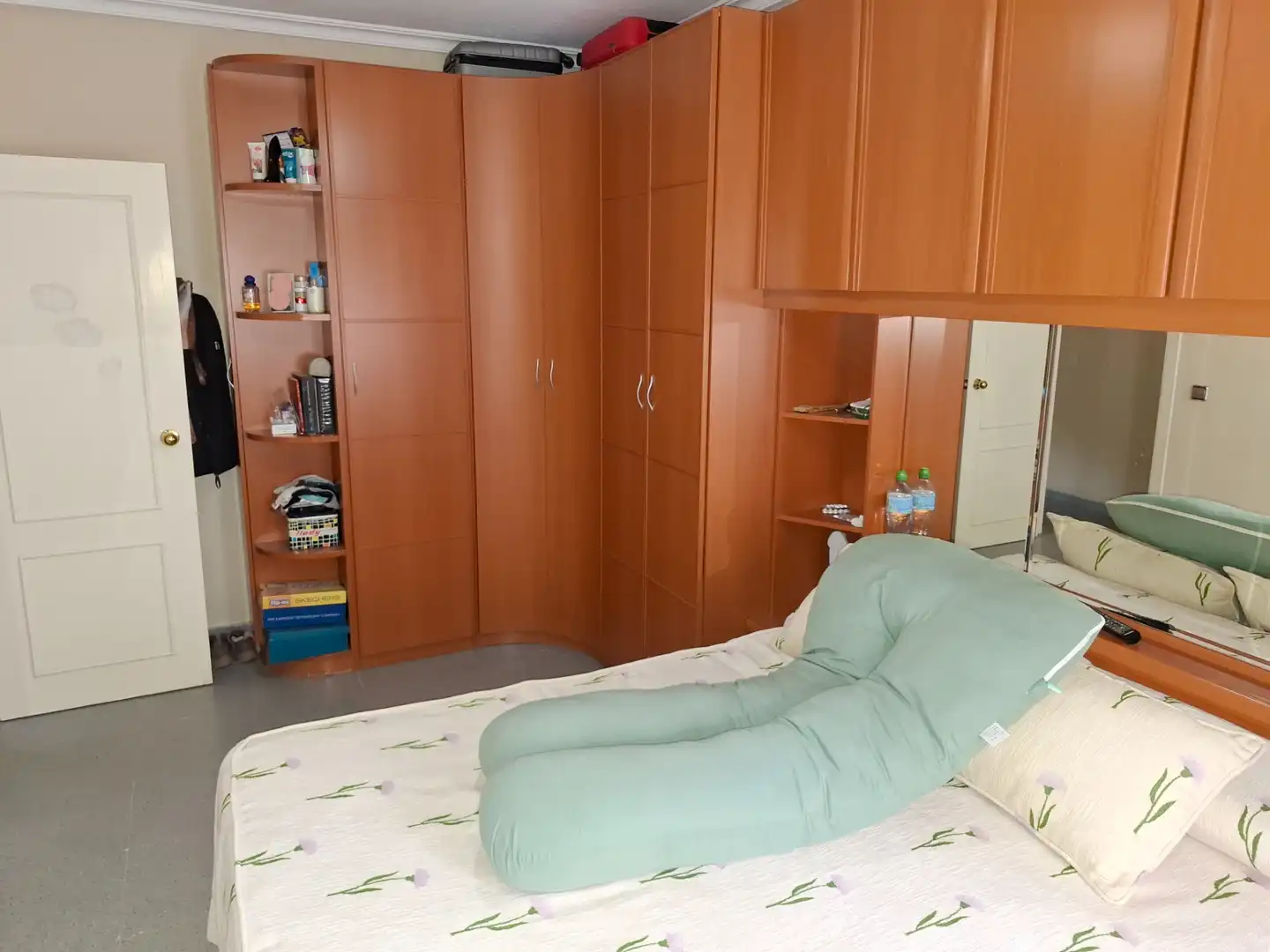 Bedroom of Flat for sale in Sevilla  with Air Conditioner, Terrace and Storage room