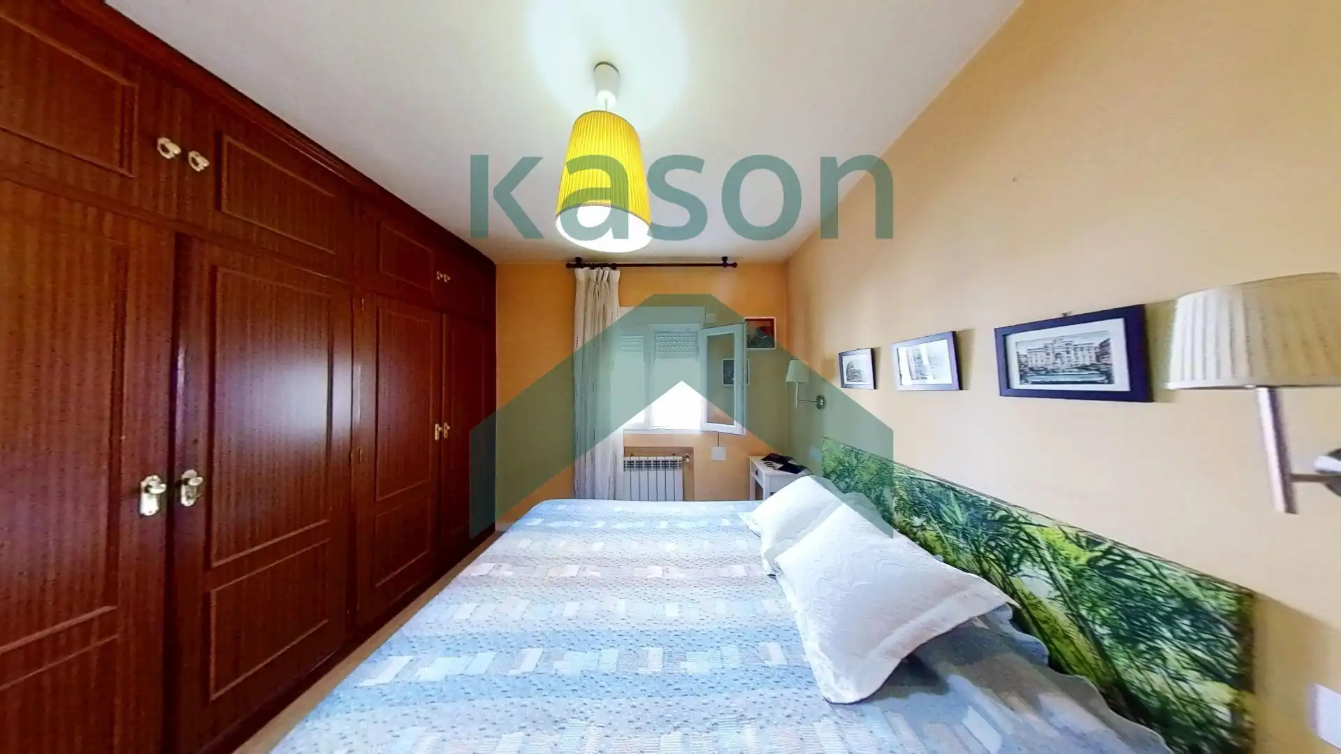 Bedroom of Flat for sale in Madrid  with Air Conditioner and Heating