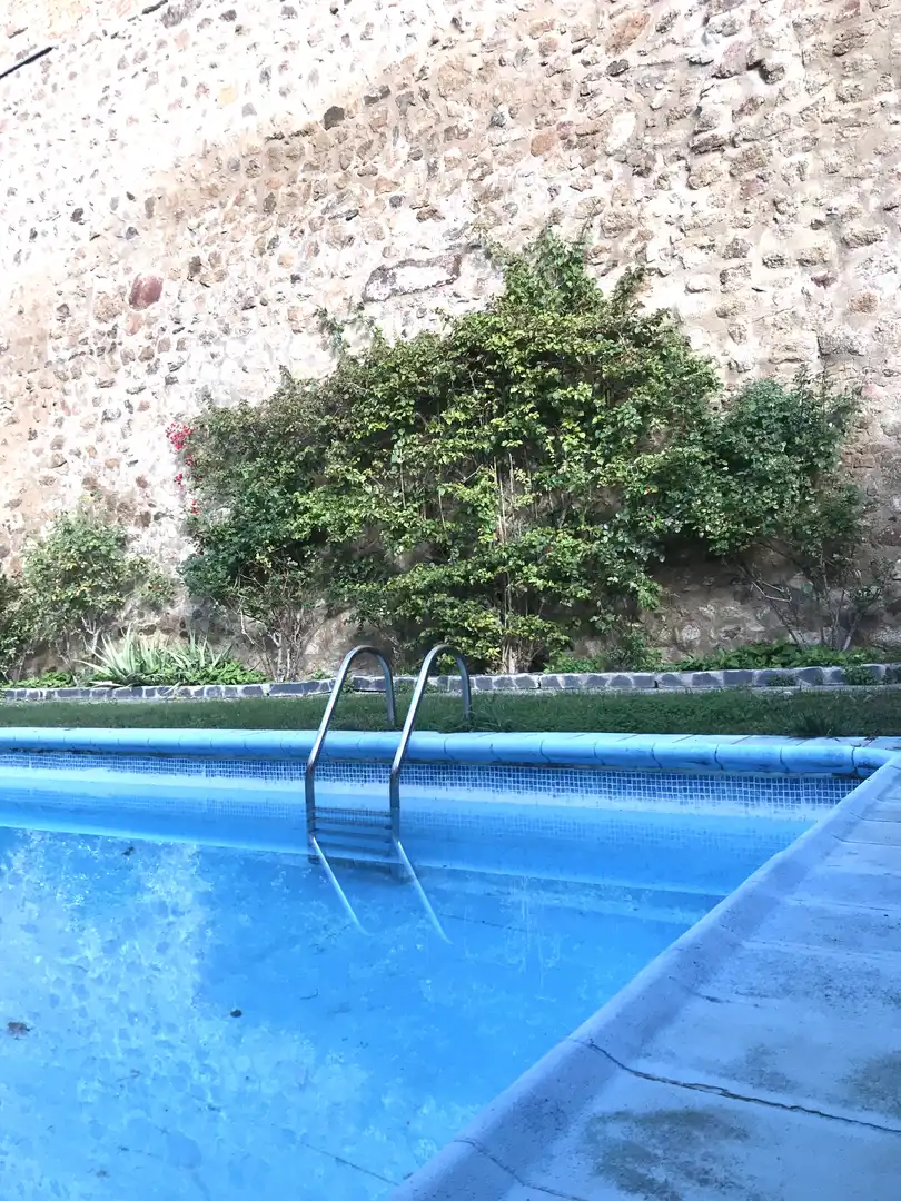 Piscina de Casa adosada en venta en Plasencia con Aire acondicionado, Calefacción y Jardín privado