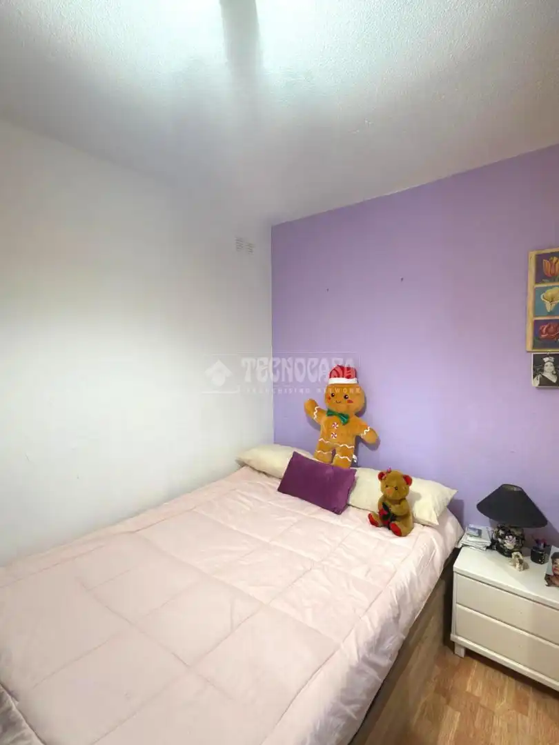 Schlafzimmer von Wohnung zum Verkauf in Madrid mit Klimaanlage und Heizung