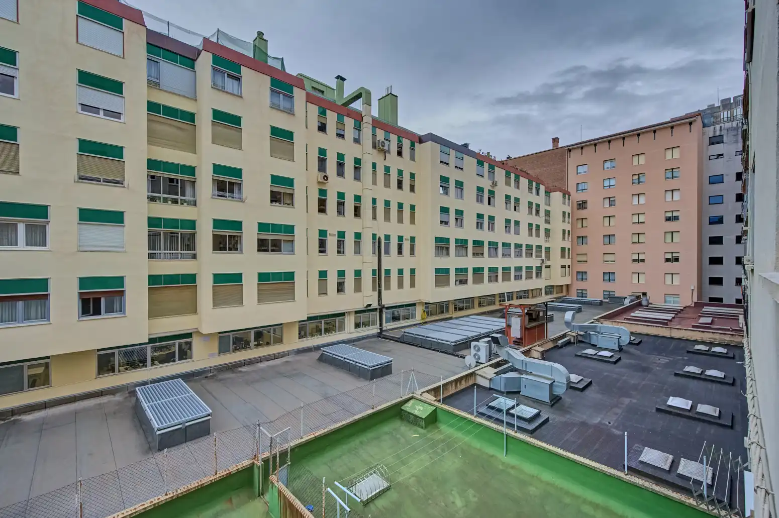 Vista exterior de Pis en venda en  Pamplona / Iruña amb Calefacció, Traster i Balcó