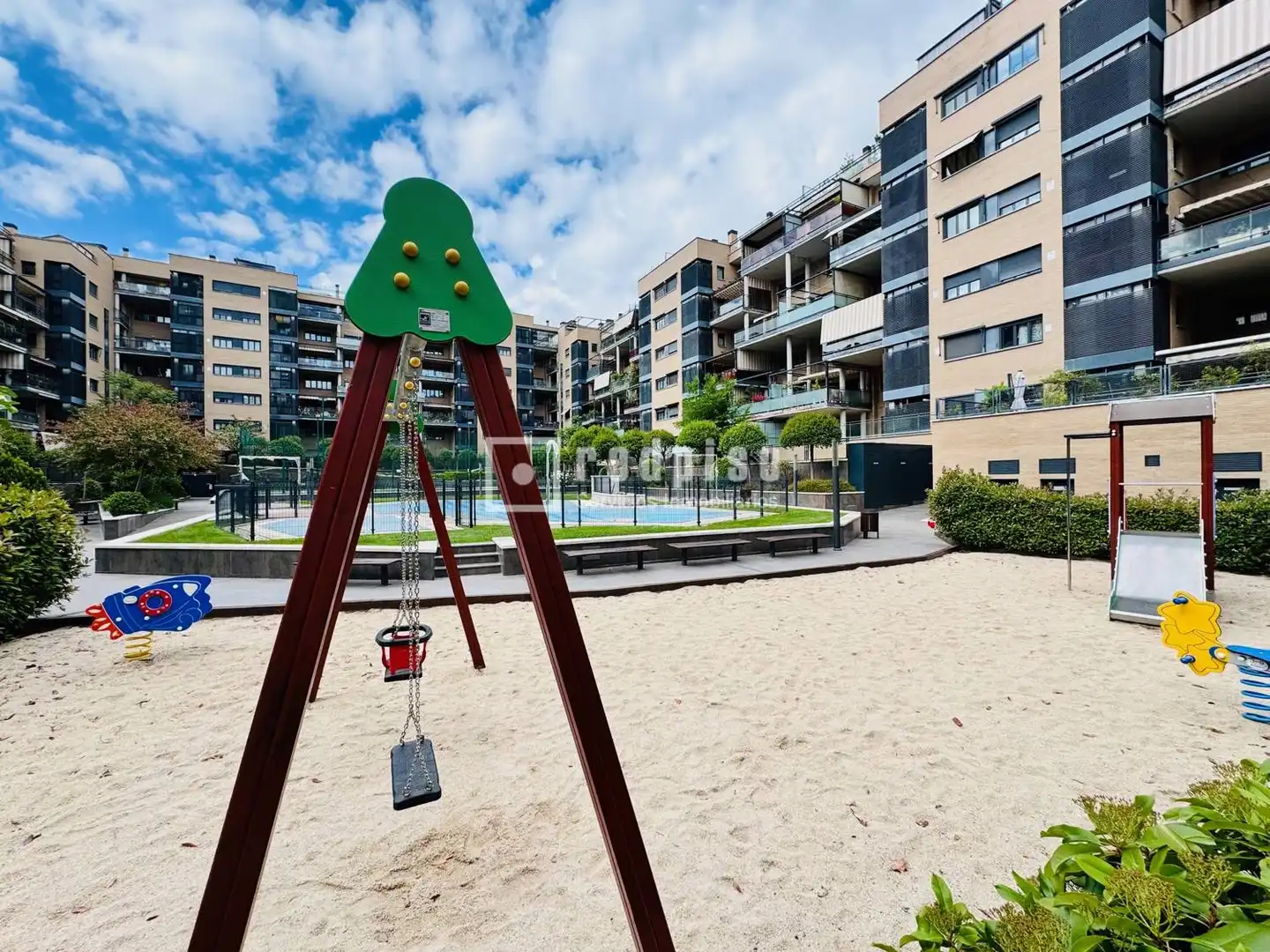 Vista exterior de Piso en venta en Getafe con Aire acondicionado, Calefacción y Jardín privado