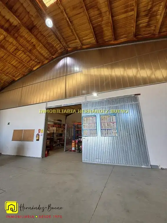 Fabrikhallen zum Verkauf in Calvarrasa de Abajo, Salamanca