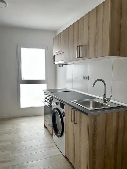 Cuina de Apartament en venda en Coslada amb Aire condicionat, Calefacció i Moblat