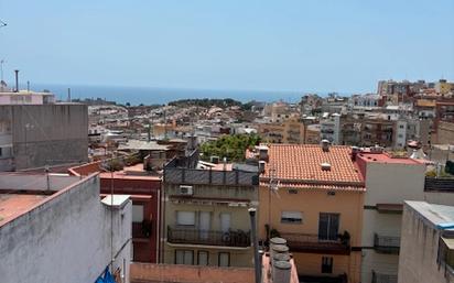 Vista exterior de Pis en venda en Mataró amb Forn i Balcó