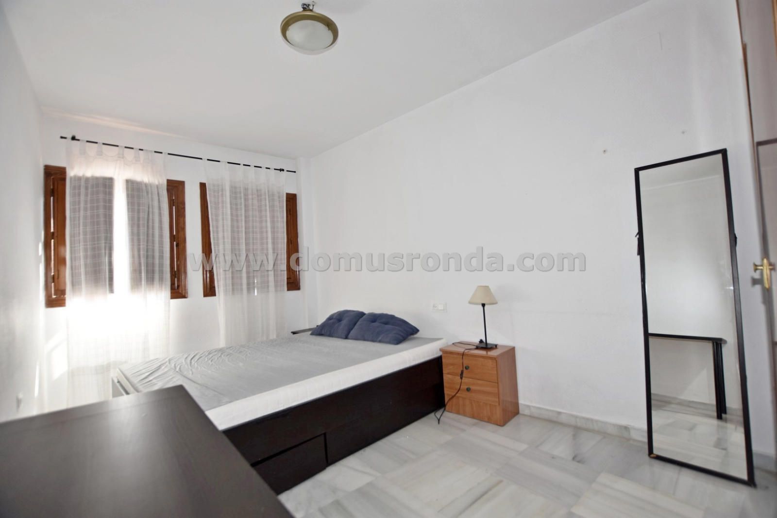 Bedroom of Apartment for sale in Ronda  with Heating and Furnished