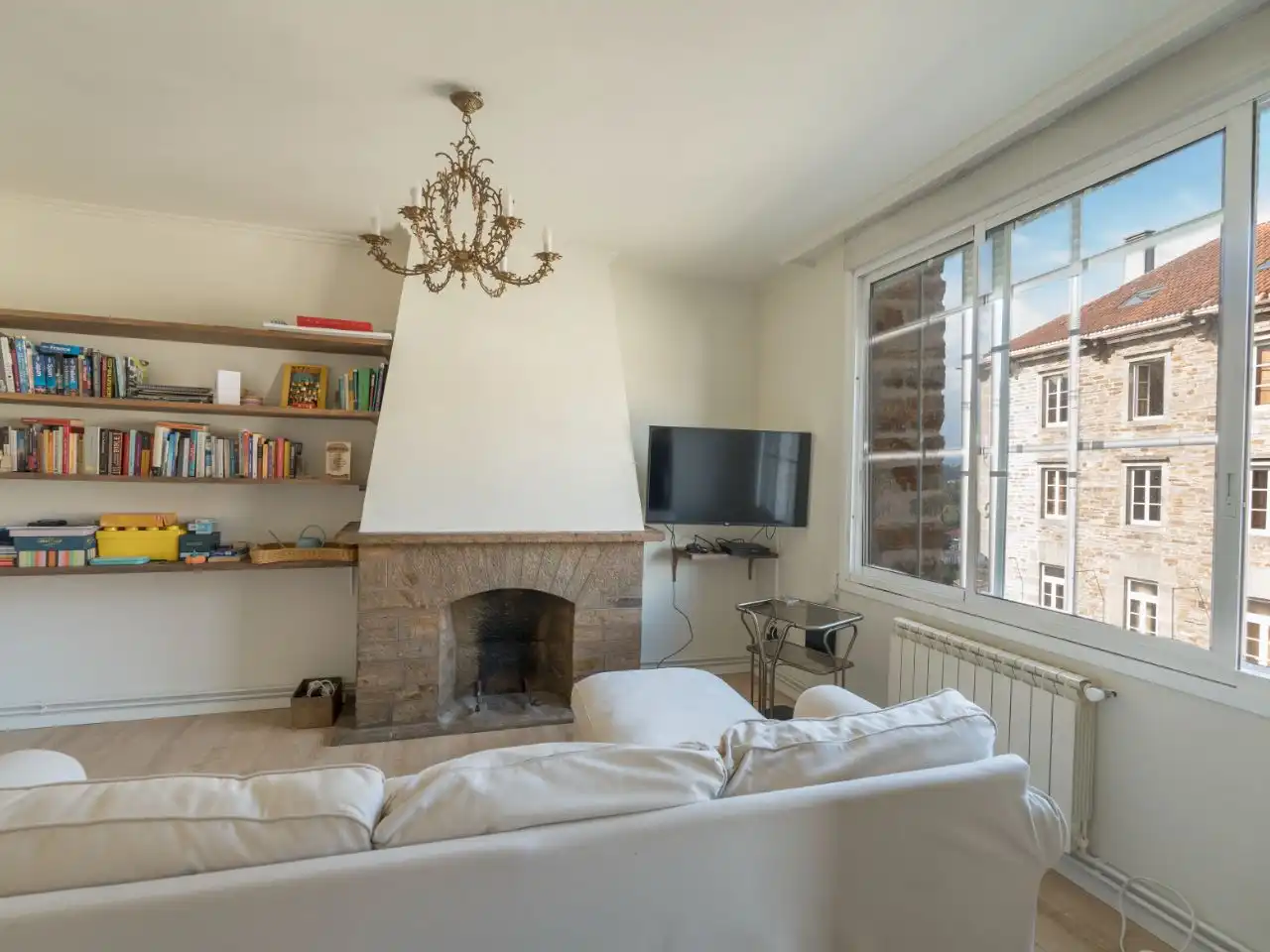 Sala d'estar de Pis en venda en Santiago de Compostela 
