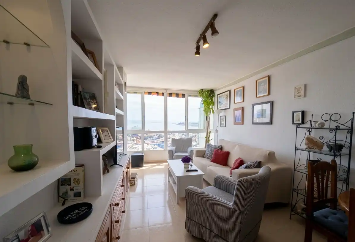 Apartament amb terrassa en venda a Avenida Alay 3, imagen 7