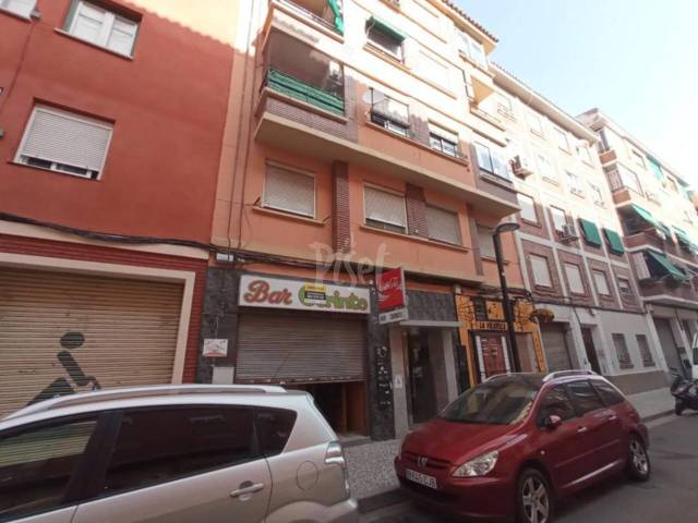 Local comercial en Venta en fraga, 26, Zaragoza, Zaragoza en Oliver