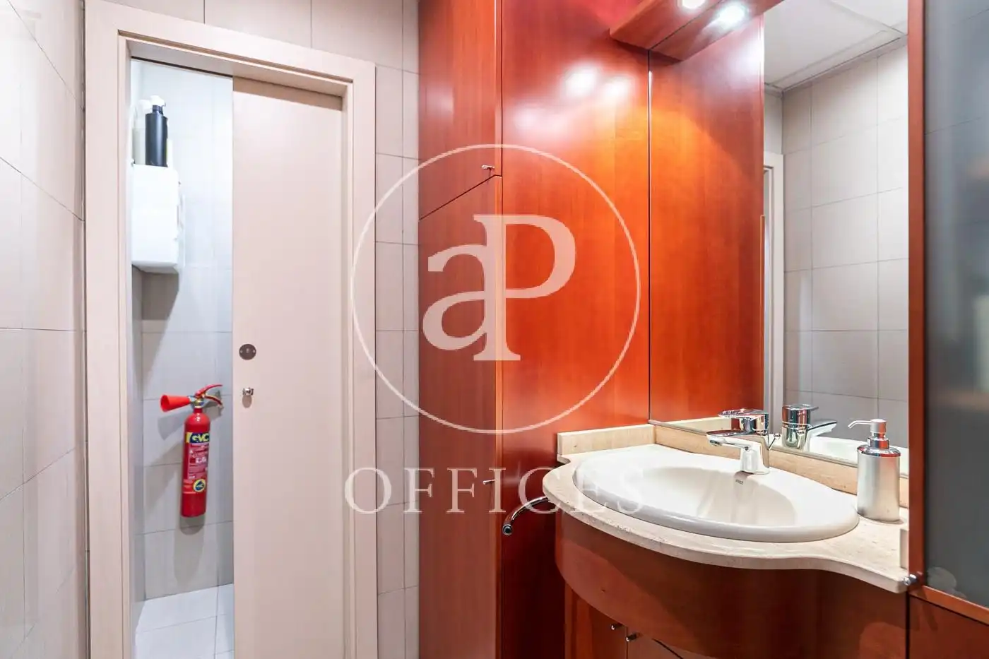 Oficina en venta en Barcelona con Aire acondicionado y Calefacción