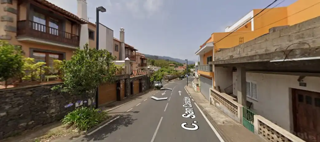 INMUEBLE SIN POSESION Y SIN ACCESO AL INTERIOR., imatge 3