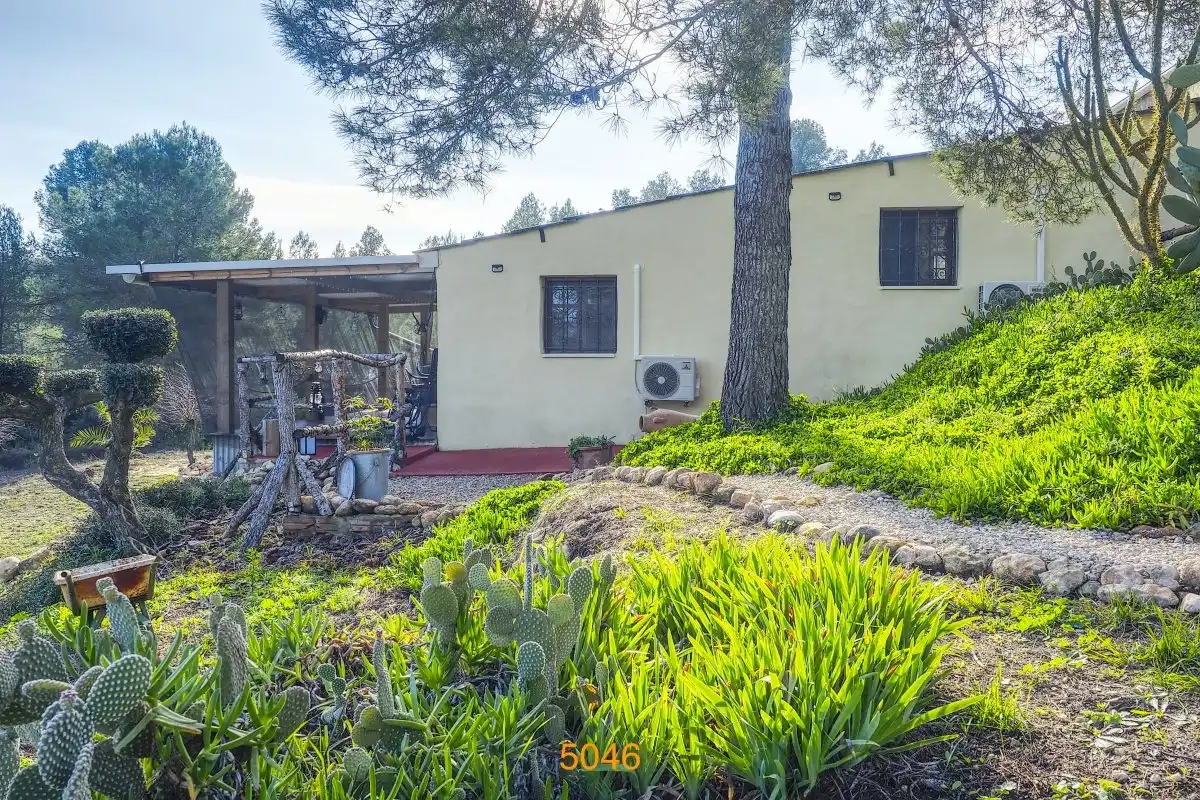 Vista exterior de Finca rústica en venta en Garcia con Amueblado