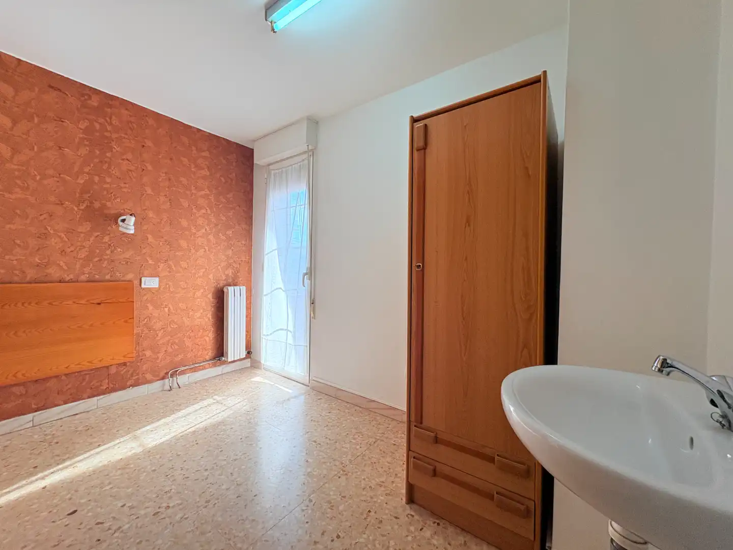Habitación de Piso en venta en Zuera con Calefacción
