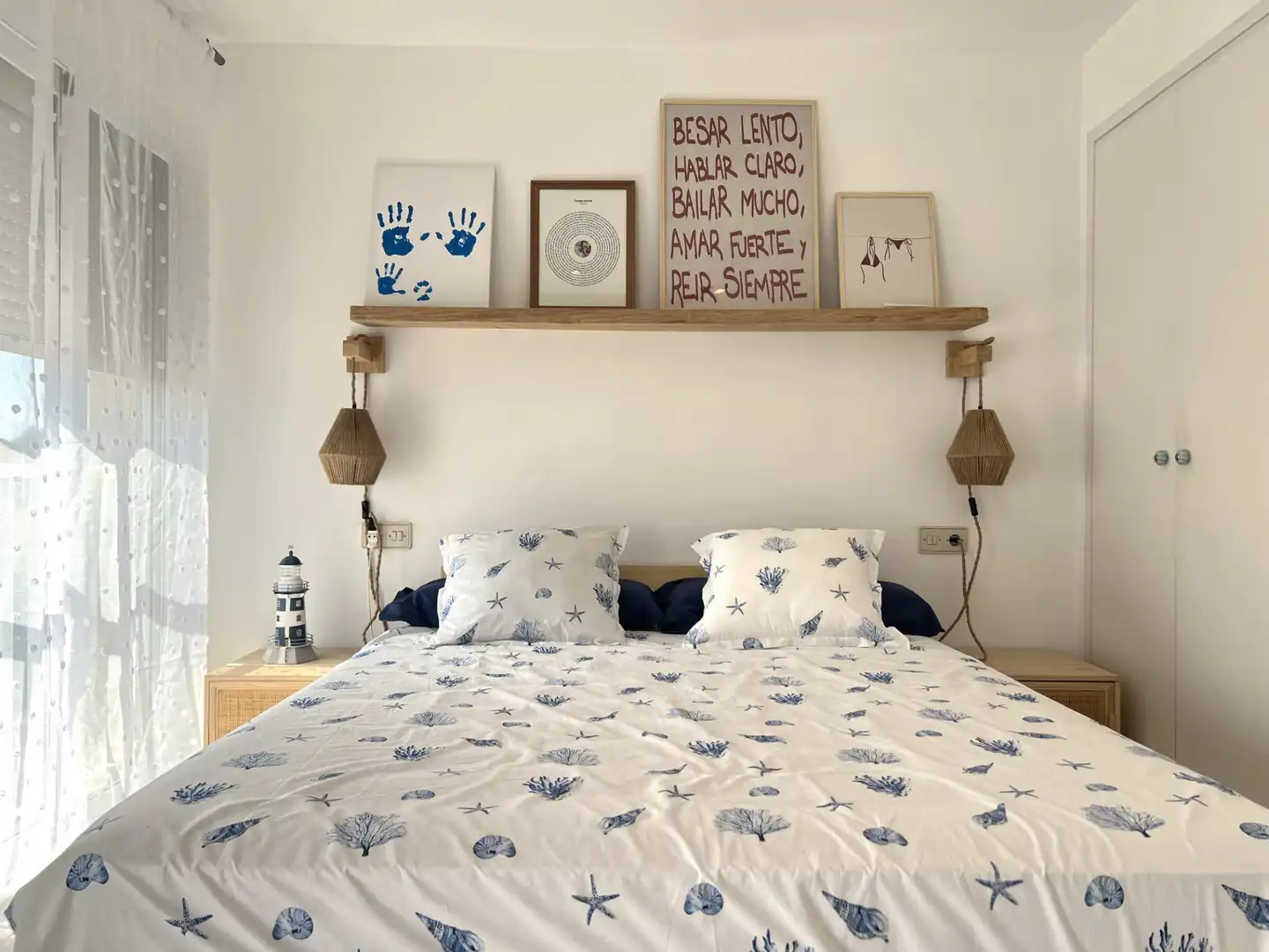 Habitación de Casa adosada en venta en Sant Pere Pescador con Aire acondicionado, Calefacción y Terraza