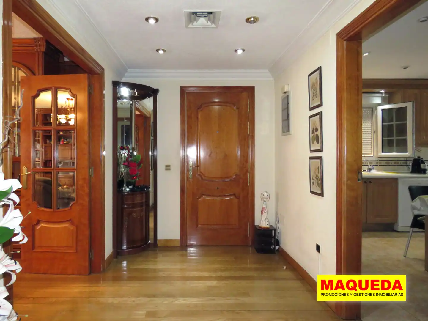 Flat for sale in Alcorcón  with Air Conditioner, Heating and Parquet flooring