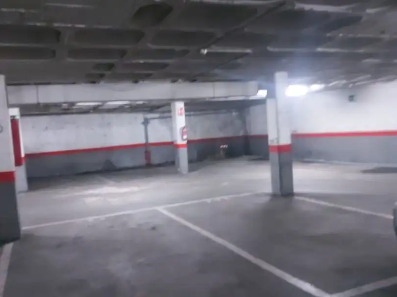 Parkplatz von Garage zum Verkauf in Leganés mit Alarm