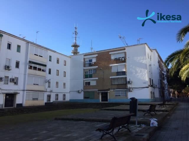 Vista exterior de Piso en venta en  Huelva Capital con Balcón