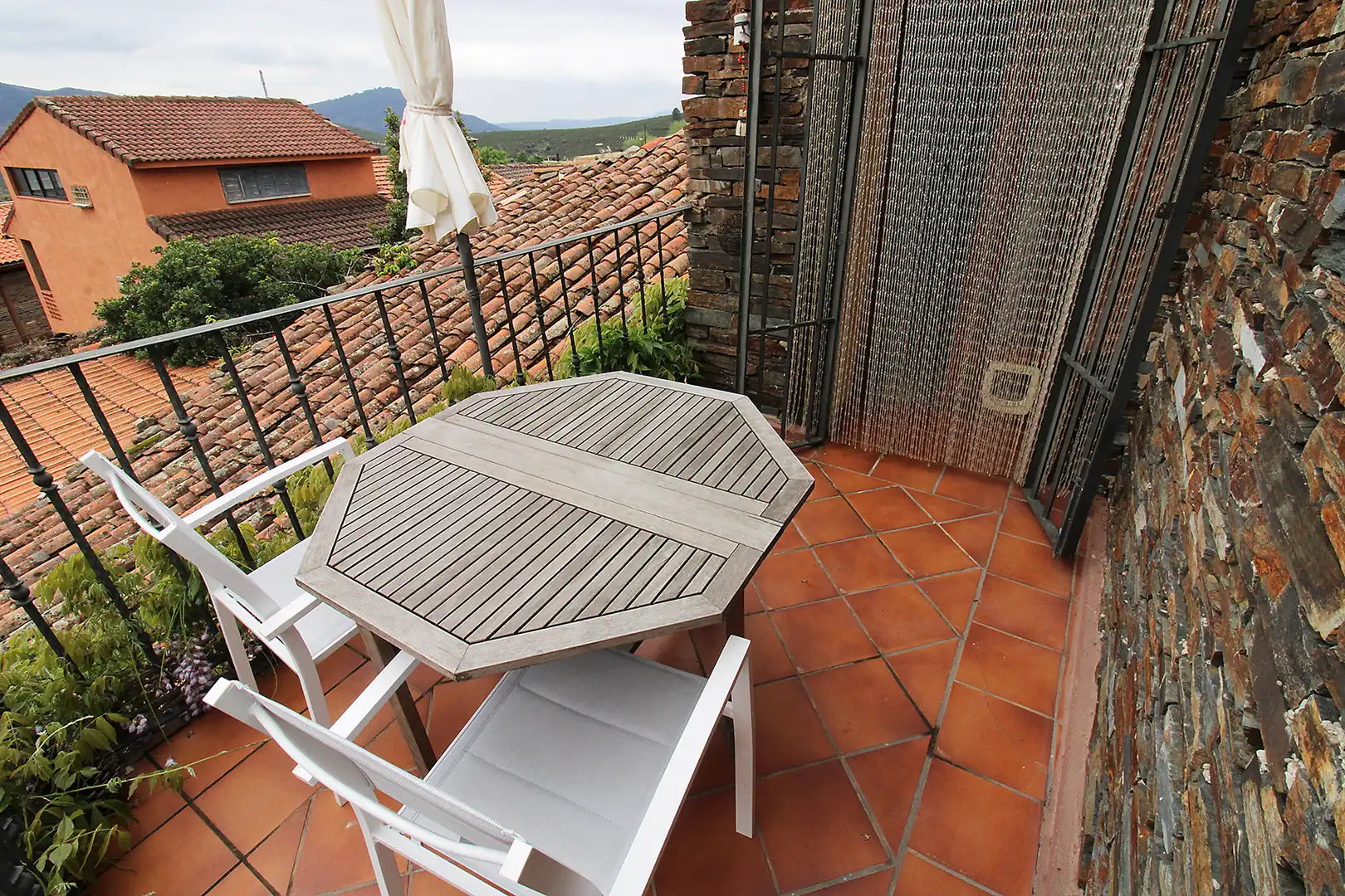Terraza de Casa adosada en venta en El Atazar con Calefacción, Terraza y Trastero