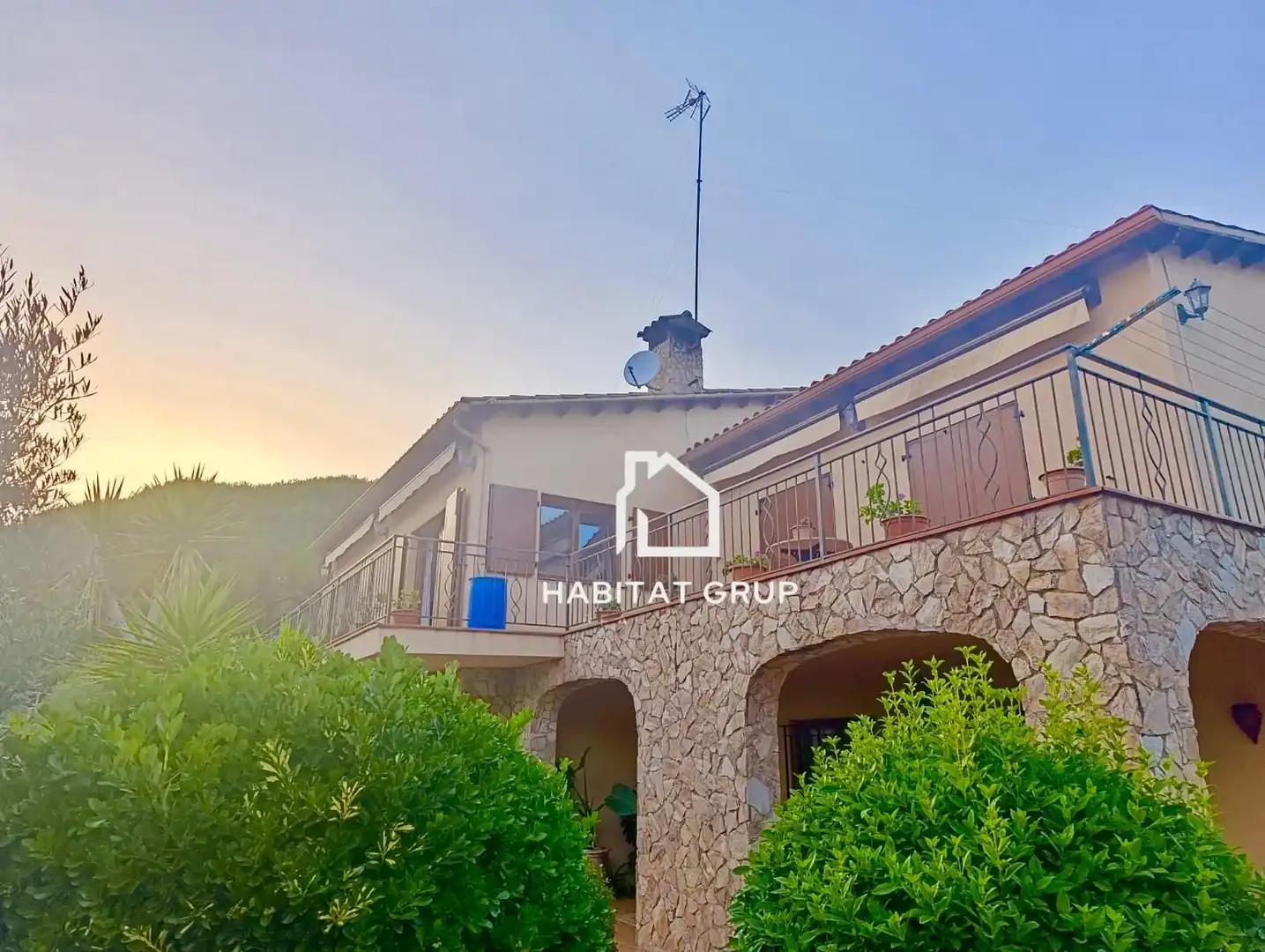 Casa con jardín en venta en Serra Brava, imagen 3