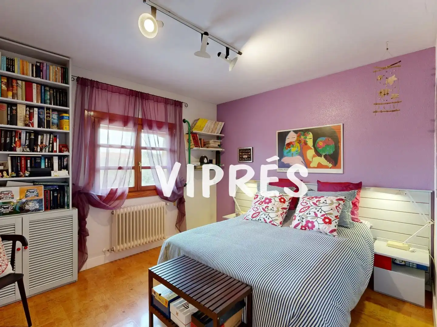 Habitación de Casa adosada en venta en Mérida con Calefacción