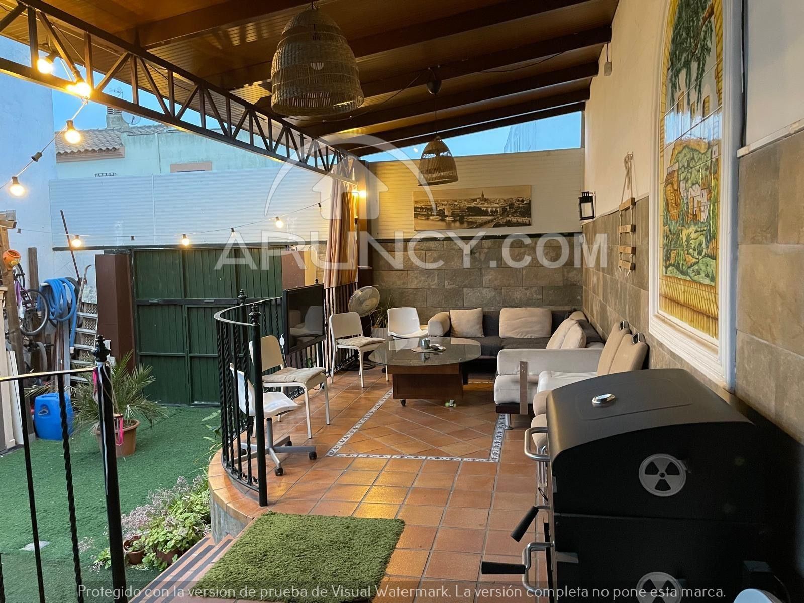 Terrassa de Casa adosada en venda en Alcalá de Guadaira amb Aire condicionat, Calefacció i Jardí privat