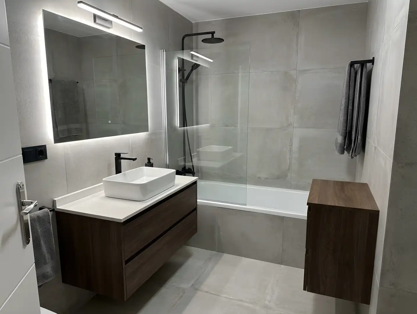 Bathroom of Houses for sale in Talaveruela de la Vera  with Private garden
