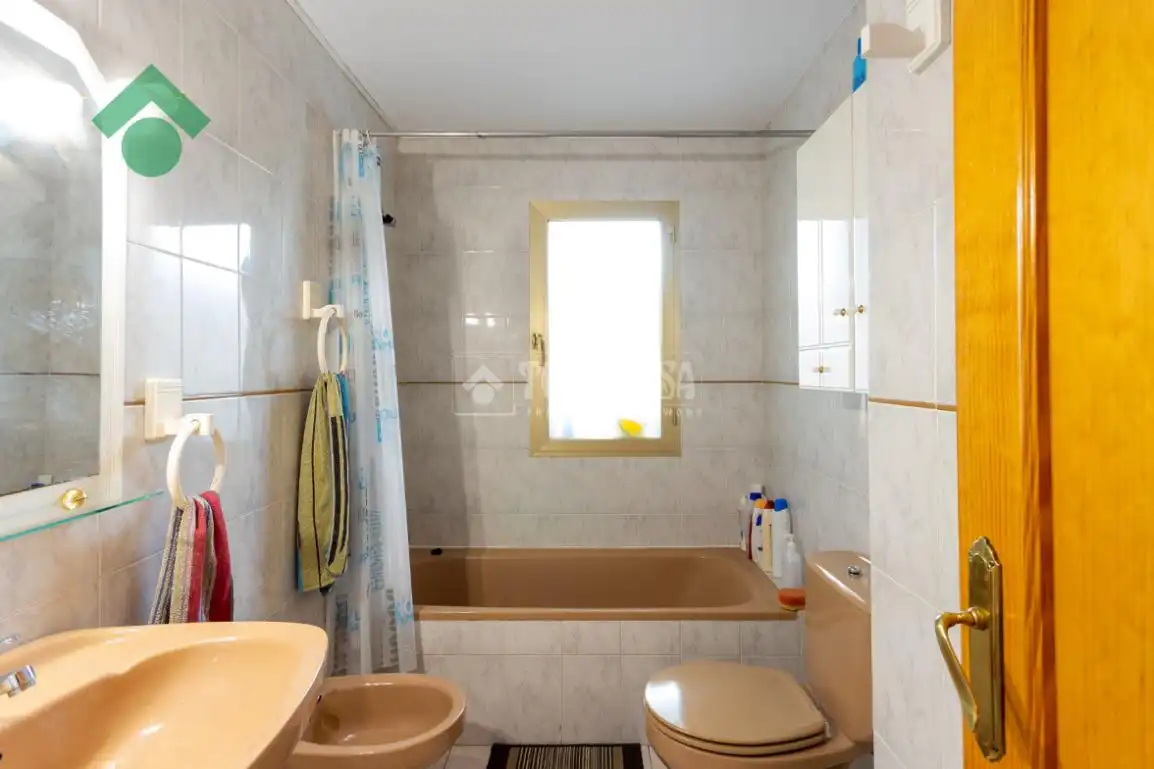 Badezimmer von Wohnung zum Verkauf in Almuñécar mit Terrasse, Möbliert und Balkon