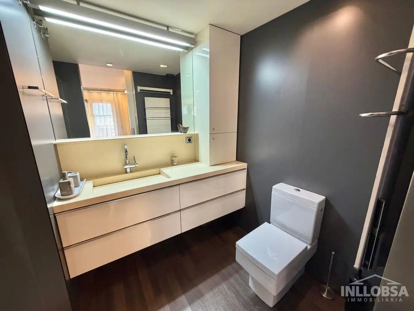Baño de Piso de alquiler en Manresa con Aire acondicionado, Calefacción y Parquet