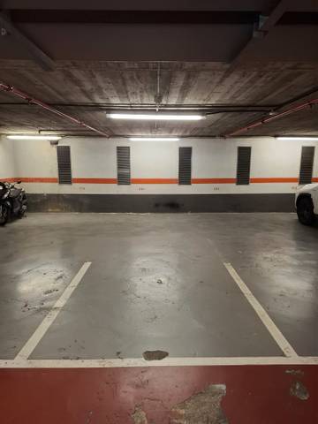 Garaje en Venta en Carrer de l'Arquitecte Sert en La Vila Olímpica del Poblenou