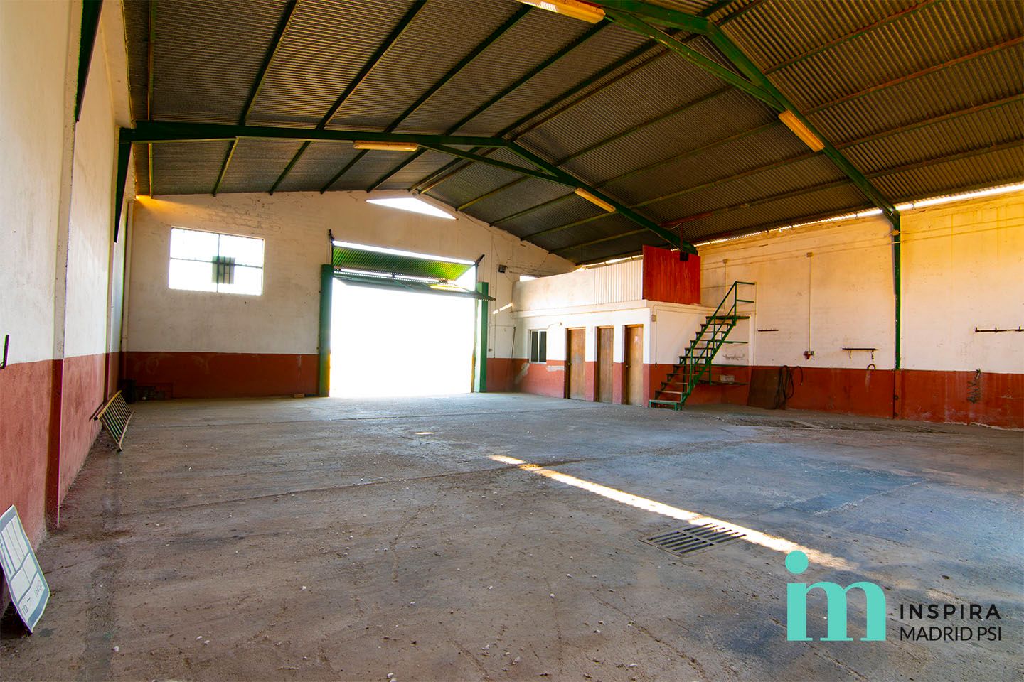 Nau industrial en venda en Calzada de Oropesa