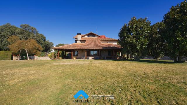 Casa-chalet en Venta en L'Ametlla del Vallès