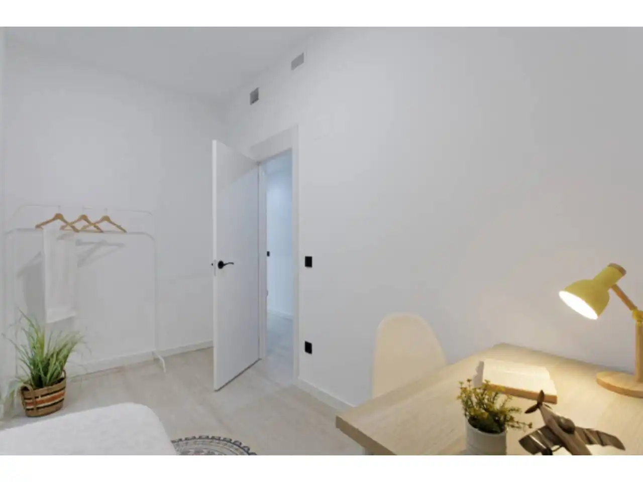 Schlafzimmer von Maisonette zum Verkauf in Palamós mit Möbliert und Balkon