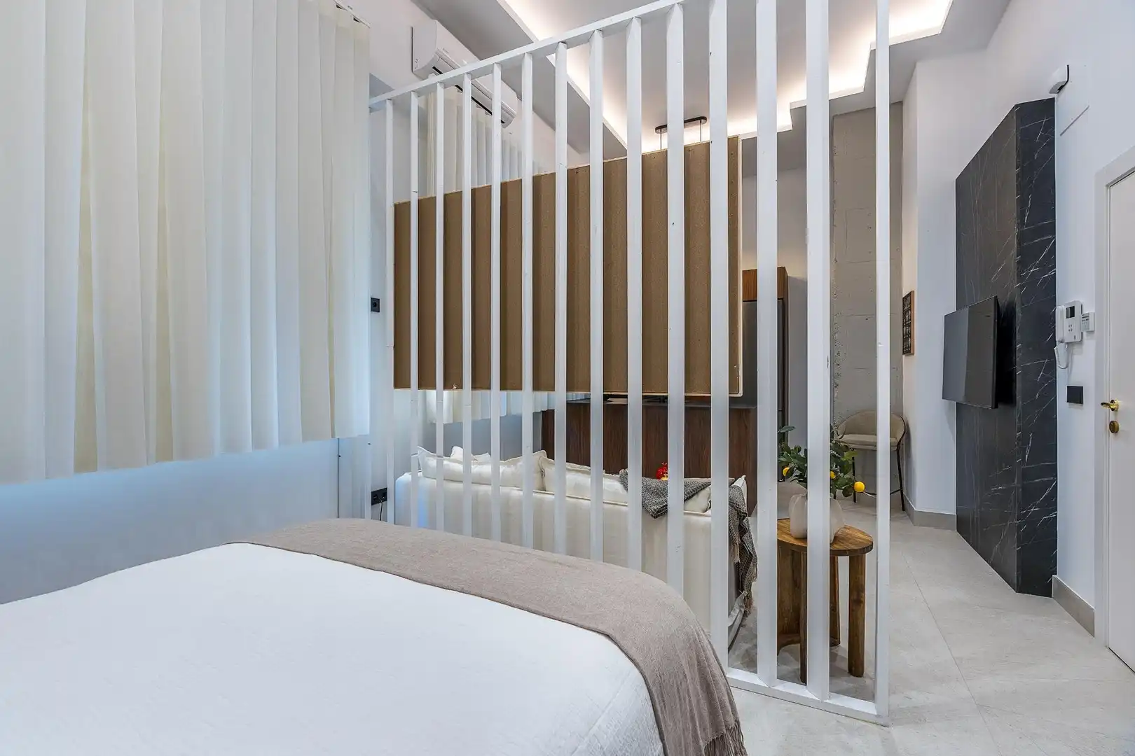 Bedroom of Ground floor for sale in Granada  with Air Conditioner, Private garden and Furnished