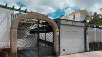 Exterior view of House or chalet for sale in San Bartolomé de Tirajana  with Air Conditioner, Terrace and Swimming Pool