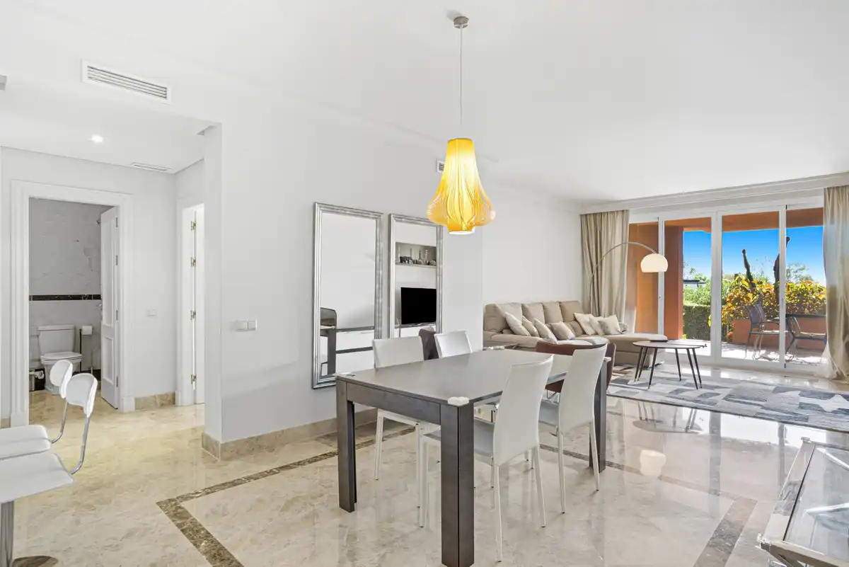 Home with pool for sale in Nueva Andalucía, imagen 16