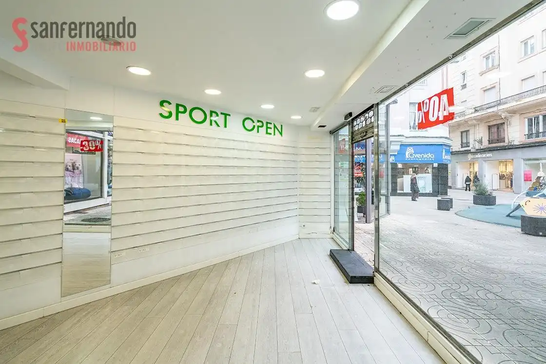Casa o chalet en venta en Torrelavega  con Aire acondicionado y Balcón