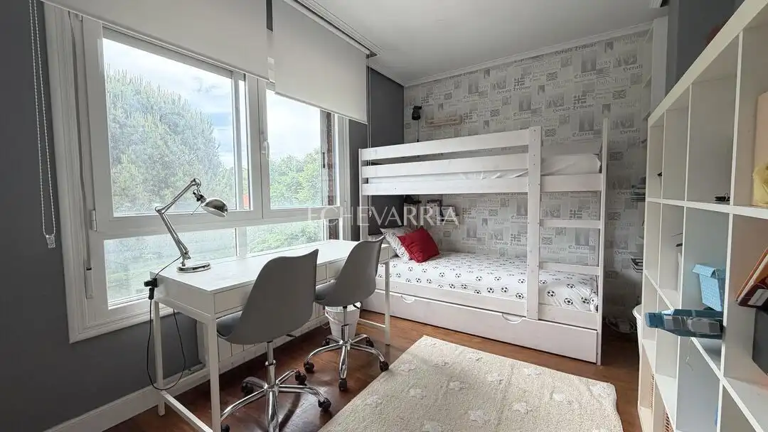 Habitación de Piso en venta en Leioa con Calefacción, Jardín privado y Terraza