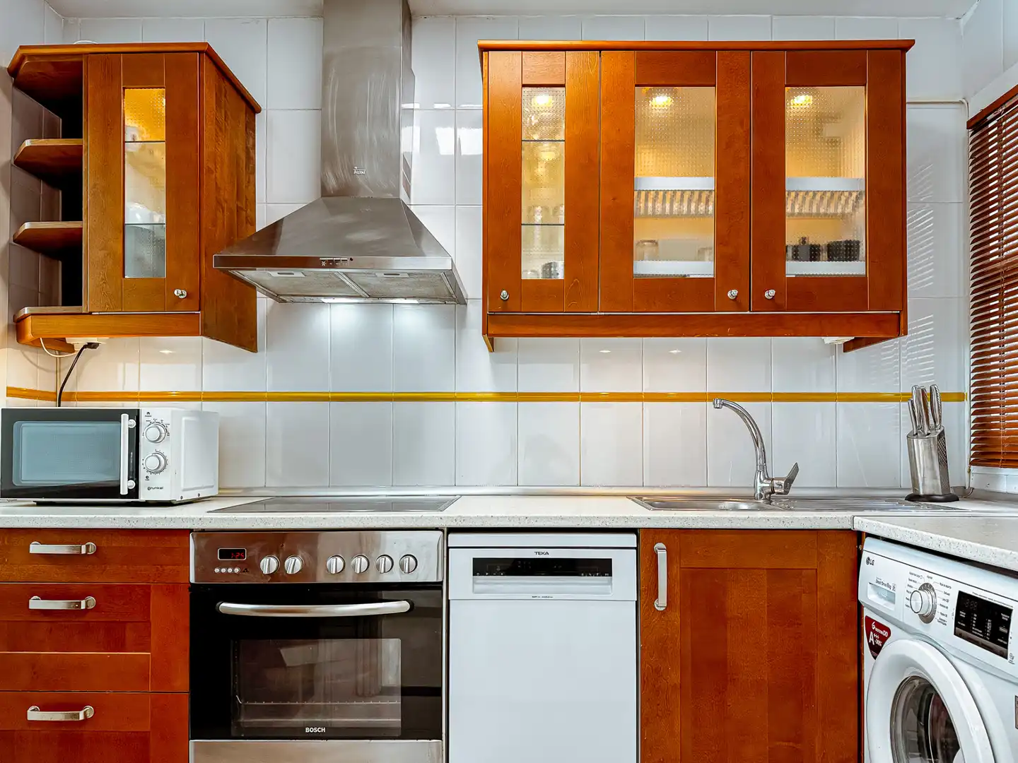Kitchen of Flat for rent in Las Palmas de Gran Canaria  with Furnished, Oven and Washing machine